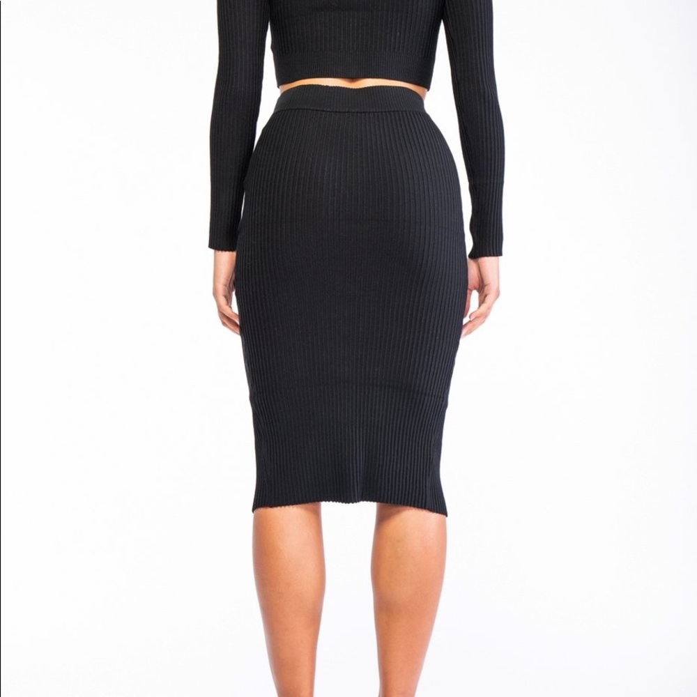 2-PC Ribbed Buttoned Crop Cardigan Skirt Set JR’s - Picture 7 of 8
